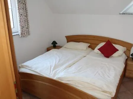 Ferienwohnung Sunnenkringel 54 *